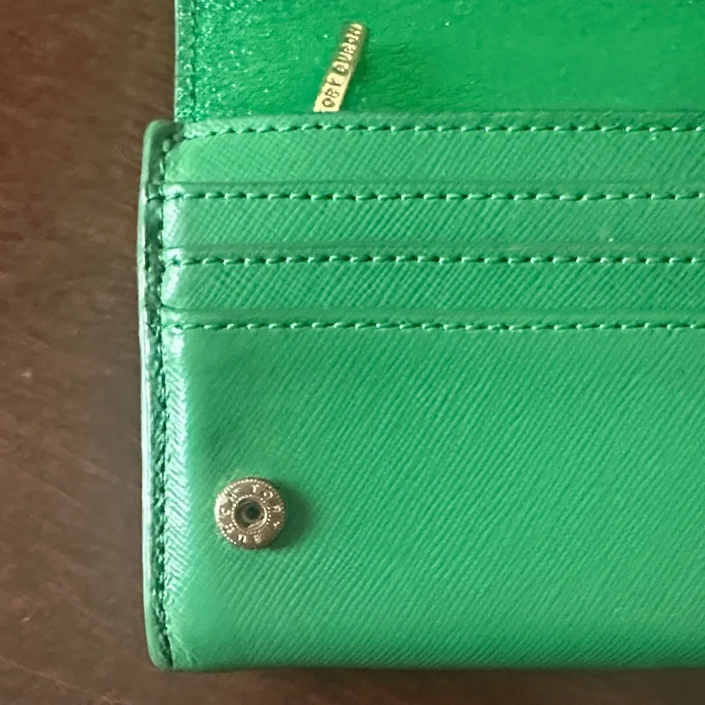 Tory Burch Bright Green Leather Continental Wallet with Gold Logo - Picture 4 of 13